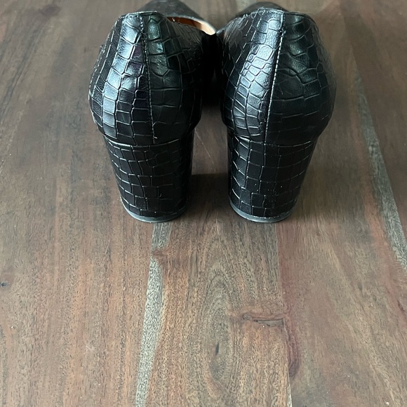 Black block heel pump - Picture 4 of 5